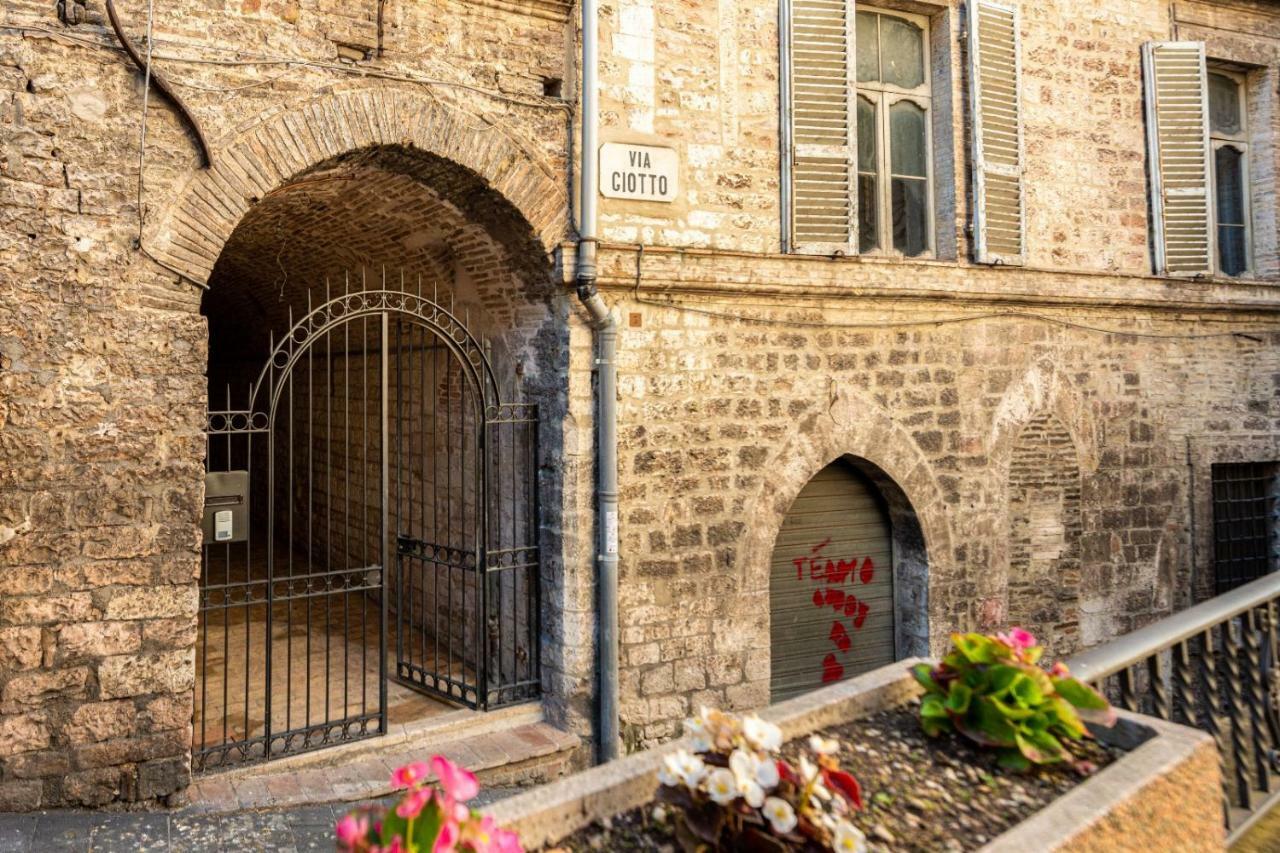 아시시 La Casa Dell'Artista 아파트 외부 사진